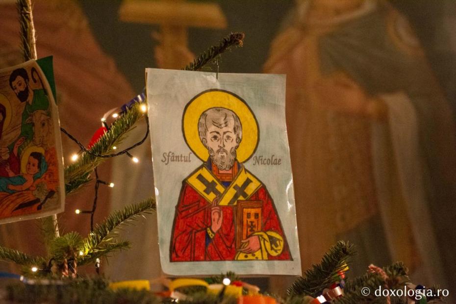 Icoană cu Sfântul Nicolae pictată de copii / Foto: Mihail Vrăjitoru